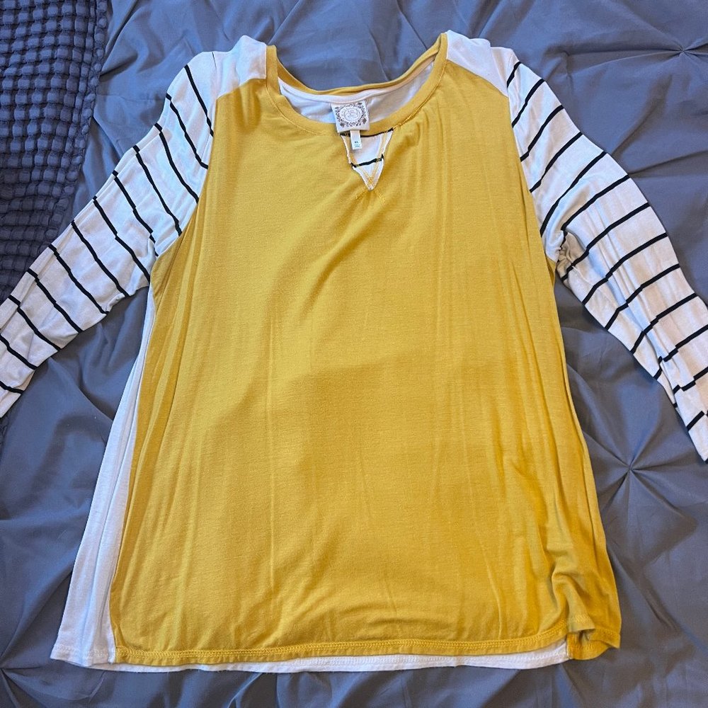 Truself XL Mustard Yellow Top